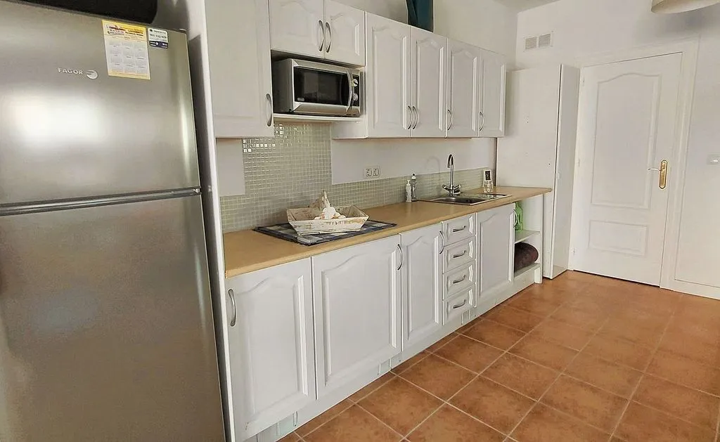 Cuisine - Villa with Pool and Terrace in La Marina