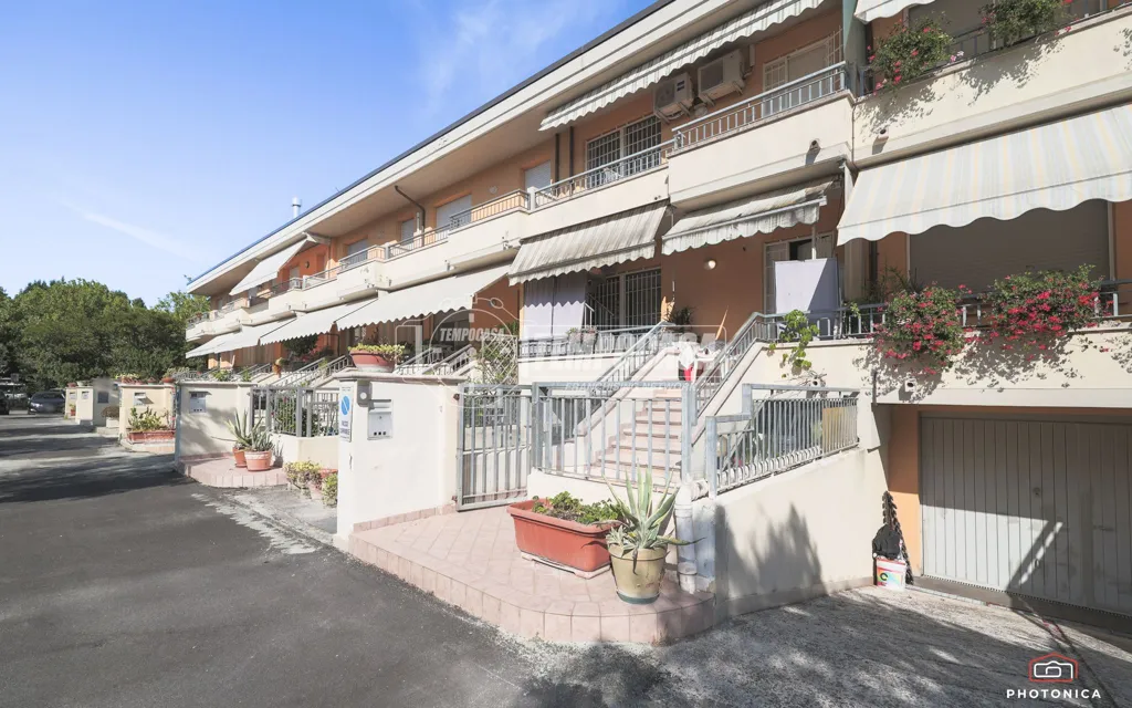 Välivaade - Terraced Villa with Two Apartments in Cattolica