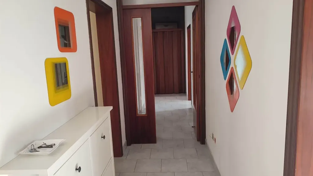 Entrée - Four-Room Apartment with Balcony in Ancona
