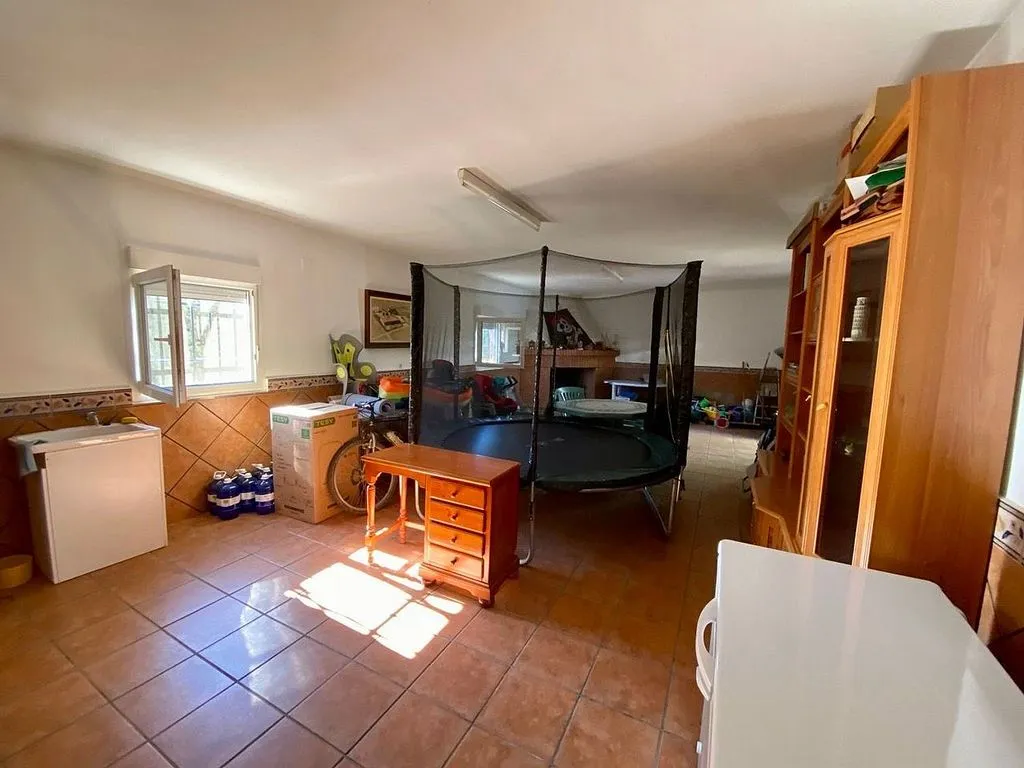Toad - Chalet with Pool in Miguelturra