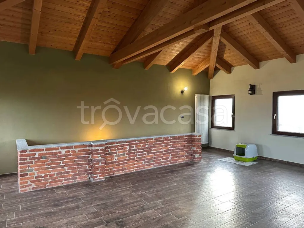 Soggiorno - Rustic Cascina with Garden in Revello