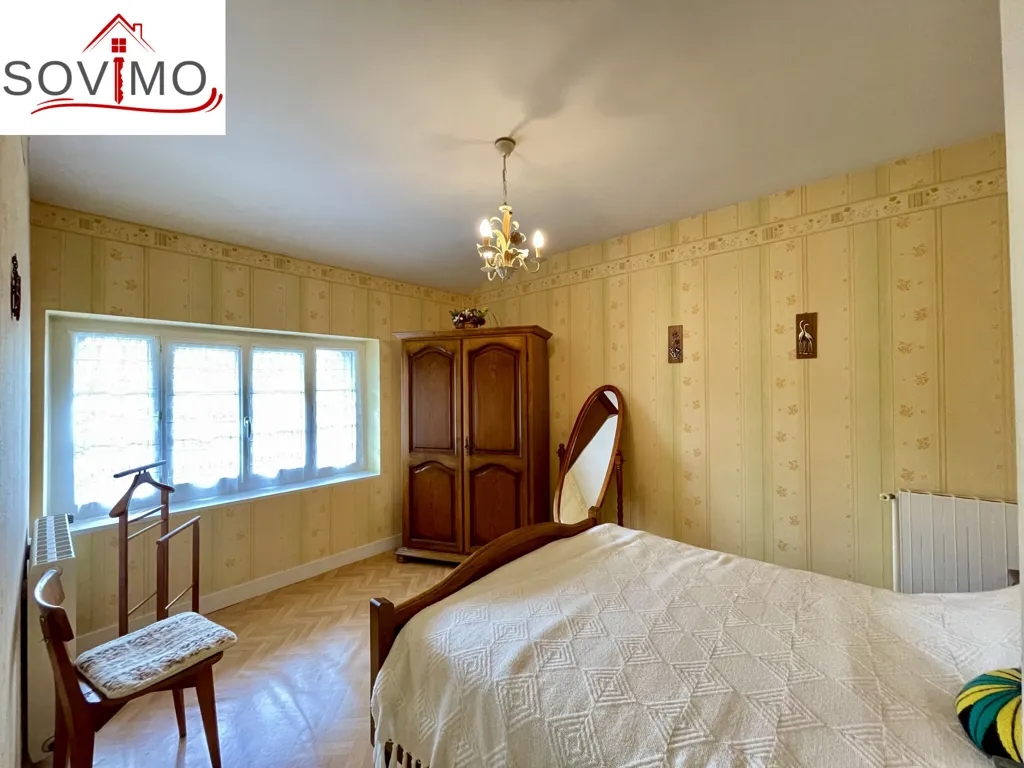 Chambres - Fermette avec Dépendances et Vue sur la Vallée à Suris