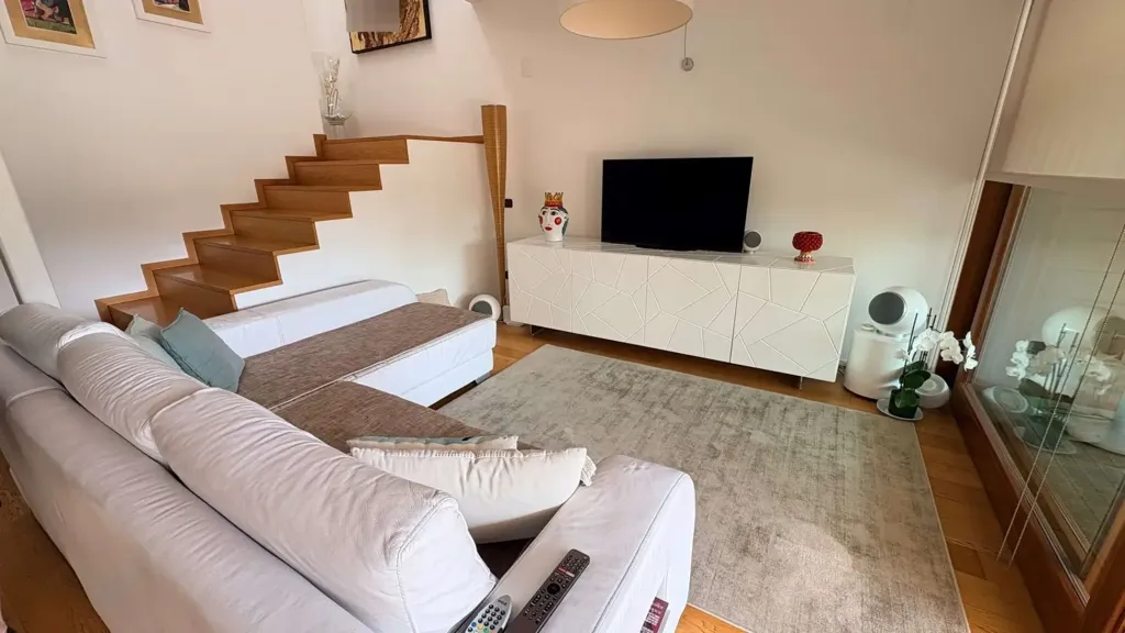 Living Room - Modern Villa with Pool in Vittorio Veneto