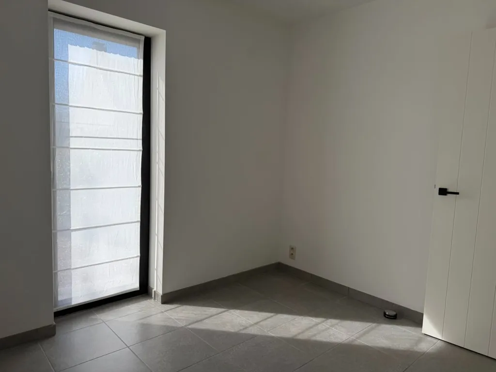 Toad - Modern Ground Floor Apartment with Terrace in Schilde