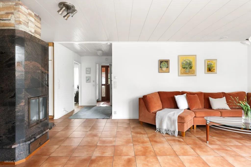 Séjour - Detached House with Garden in Veikkola, Kirkkonummi