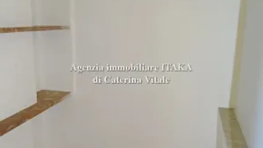 Habitaciones - 3-Bedroom Apartment with Balcony in Villabate