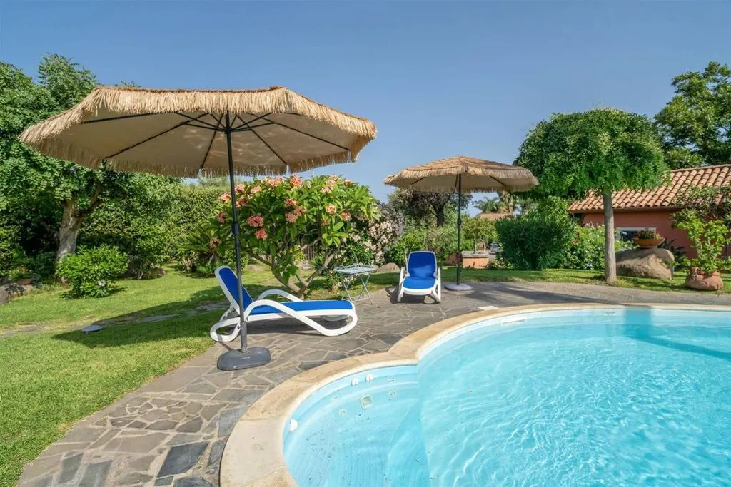 Bassein - Luxury Villa with Pool in Acireale, Sicily