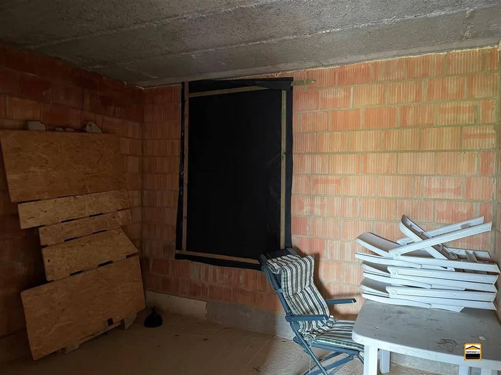 Pièces - Terrain à Bâtir avec 2 Chambres à Heers