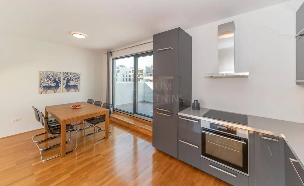 Köök - Luxury Apartment with Sea View in Primošten