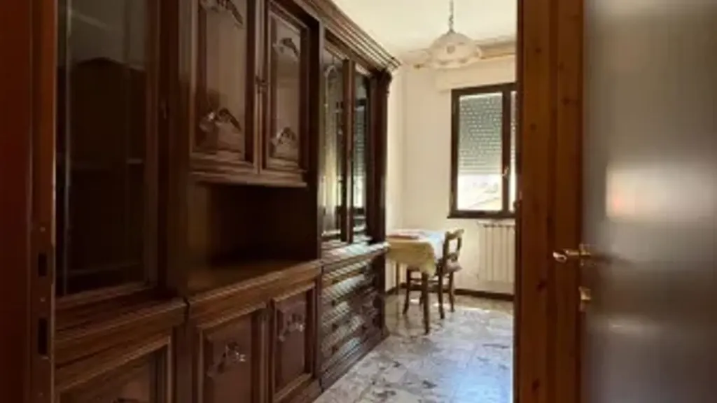 Bureau - Apartment with Balcony in Rometta, Sassuolo