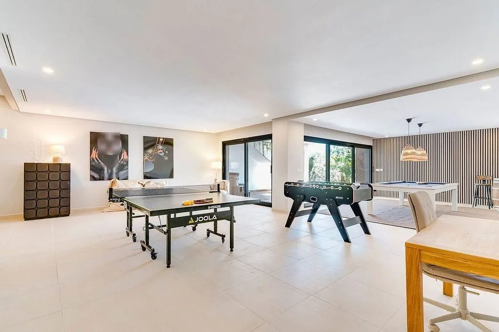 Rooms - Chalet with Pool and Terrace in Sotogrande