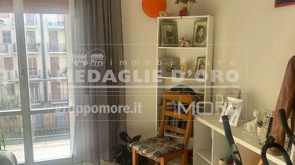 Soggiorno - Apartment with Balcony in Modena
