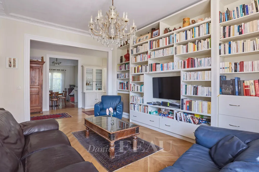 Elutuba - Duplex Apartment with Terraces in Paris 17th
