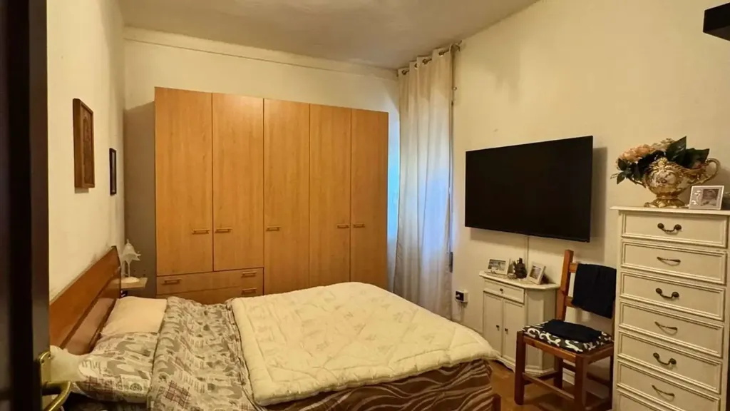 Chambres - Spacious 3-Bedroom Flat in Borgo Pompilio, Mantova