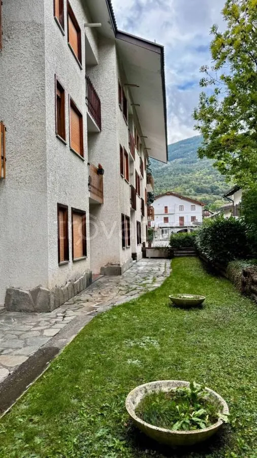Jardin - Rustic-Style Apartment with Balcony in Bardonecchia