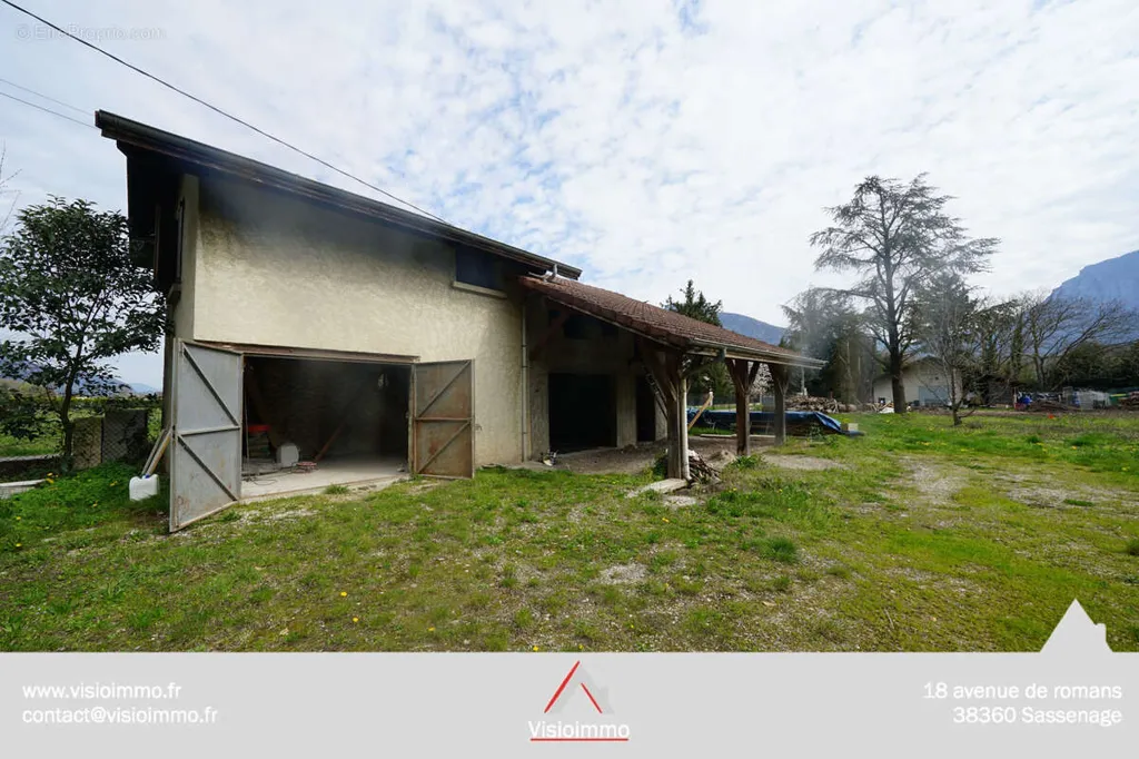 Exterior - 4-room land in Noyarey