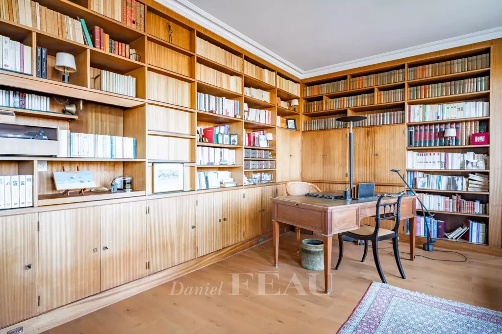 Bureau - Triplex avec Terrasse Panoramique à Neuilly-sur-Seine