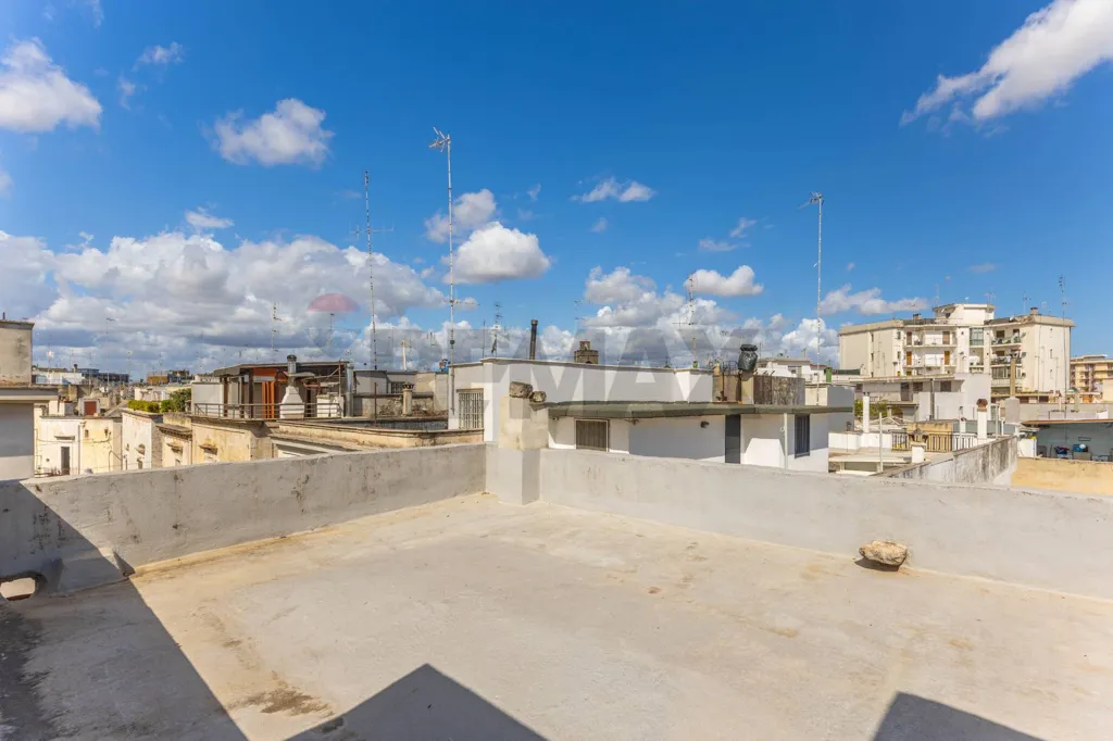 Terrass - Semi-detached House with Terrace in Triggiano