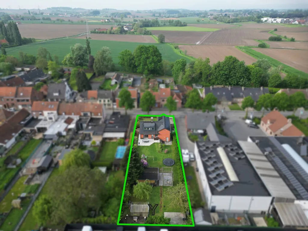 Vue aérienne - Maison Énergétique avec Pergola à Zwevegem