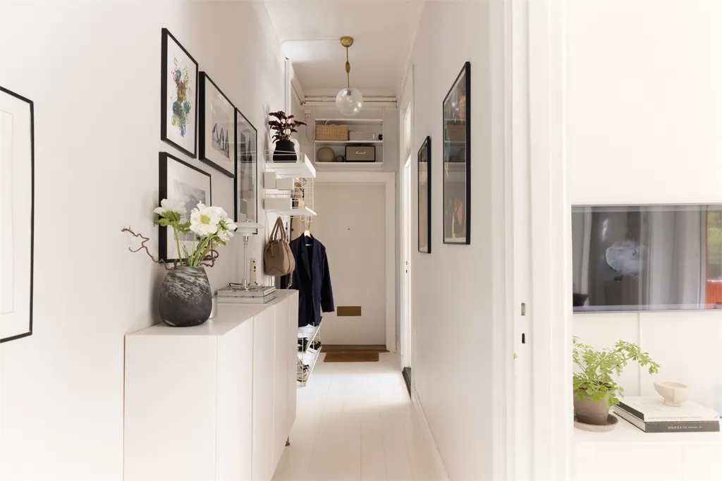 Hallway - Charming 2-Bedroom Flat with Garden in Vasastan