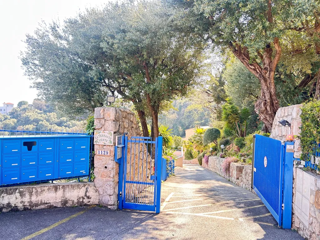 Välivaade - Apartment with Pool in Roquebrune-Cap-Martin