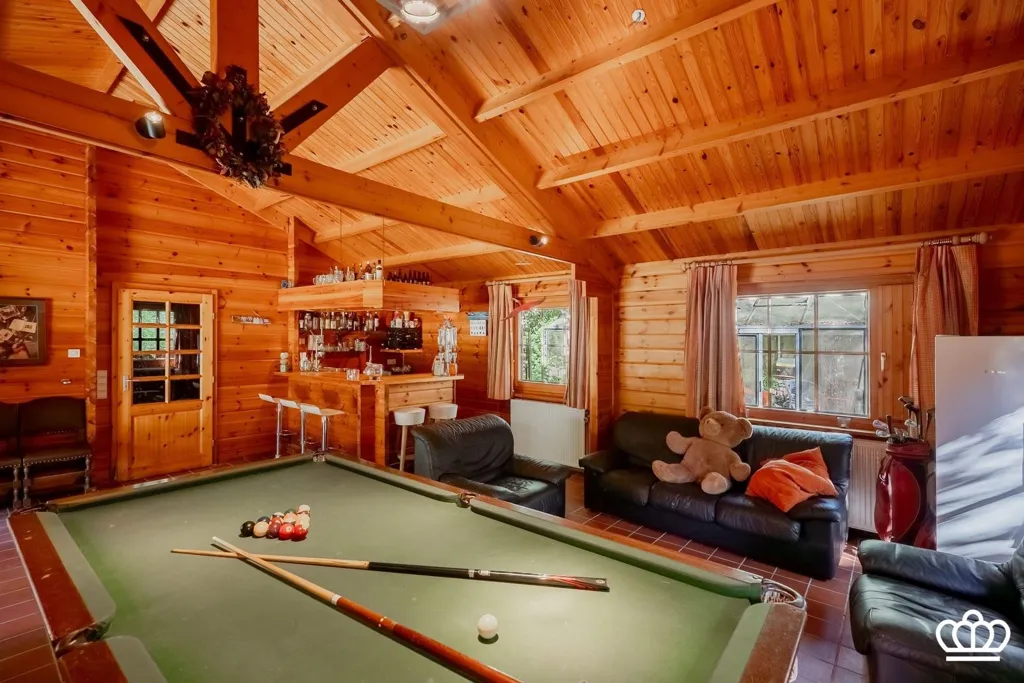 Toad - Knokke-Style Villa with Heated Pool in Heide