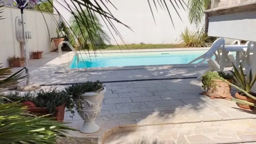 pool_area