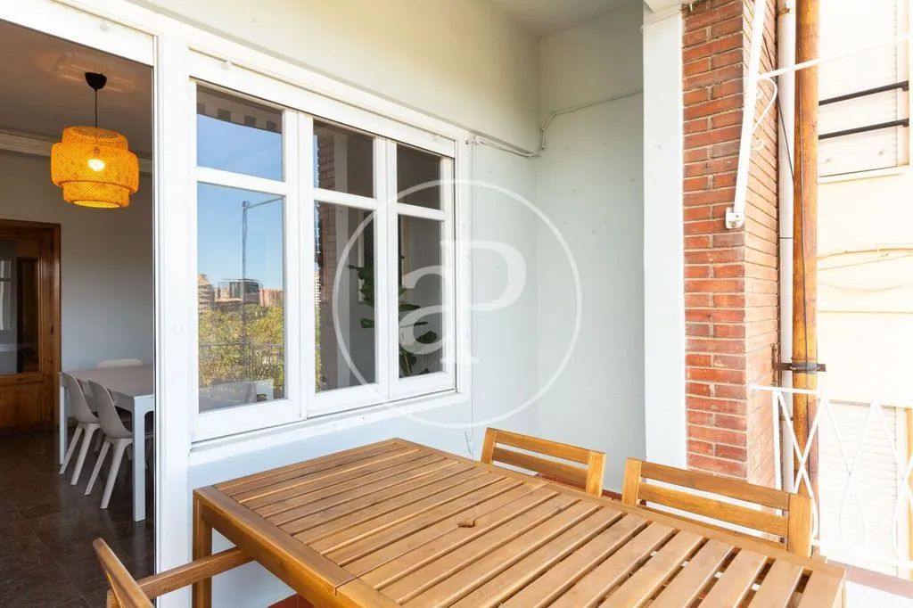 Terrass - Luxury Apartment with River View in Valencia