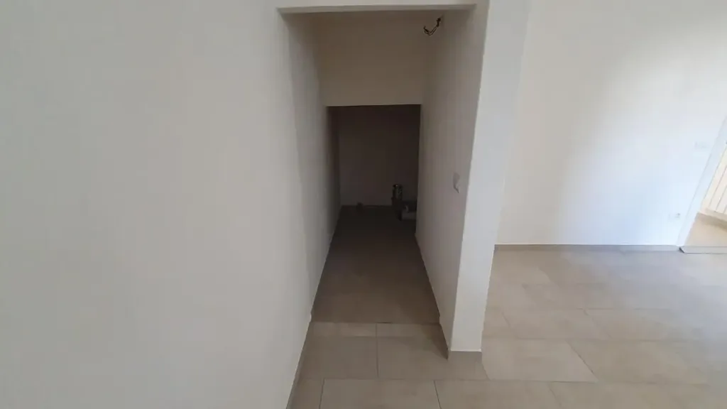 Esik - Two-Level Apartment with Private Resede in Cerreto Guidi