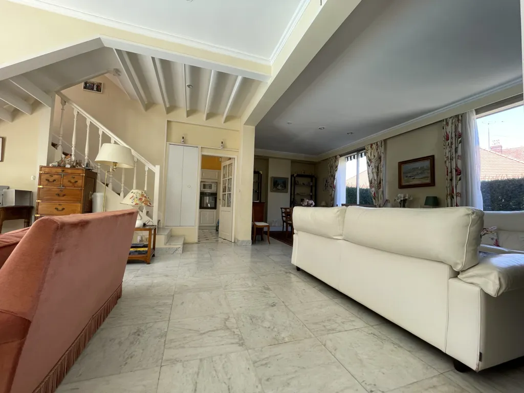 Elutuba - Luxury House with Pool in Compiègne