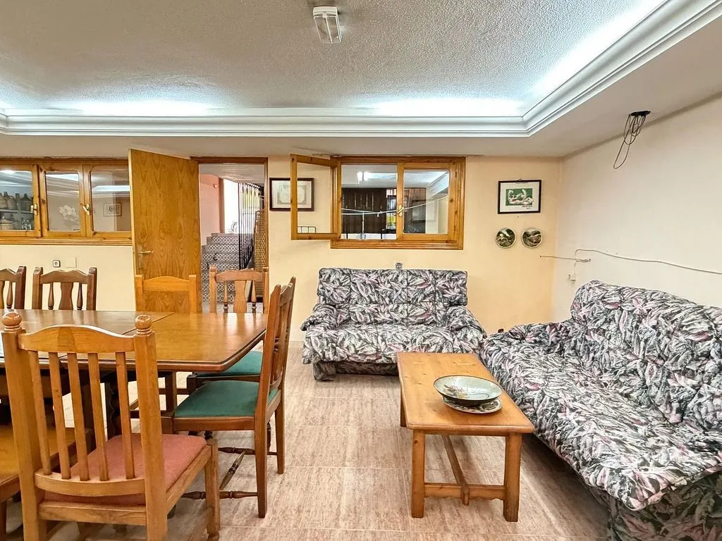 Söögituba - Chalet with Pool and Terrace in La Puebla