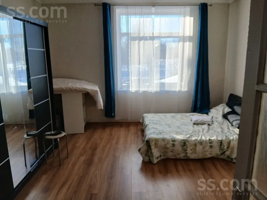 Chambres - Two-Bedroom Apartment with Fireplace in Griškāni