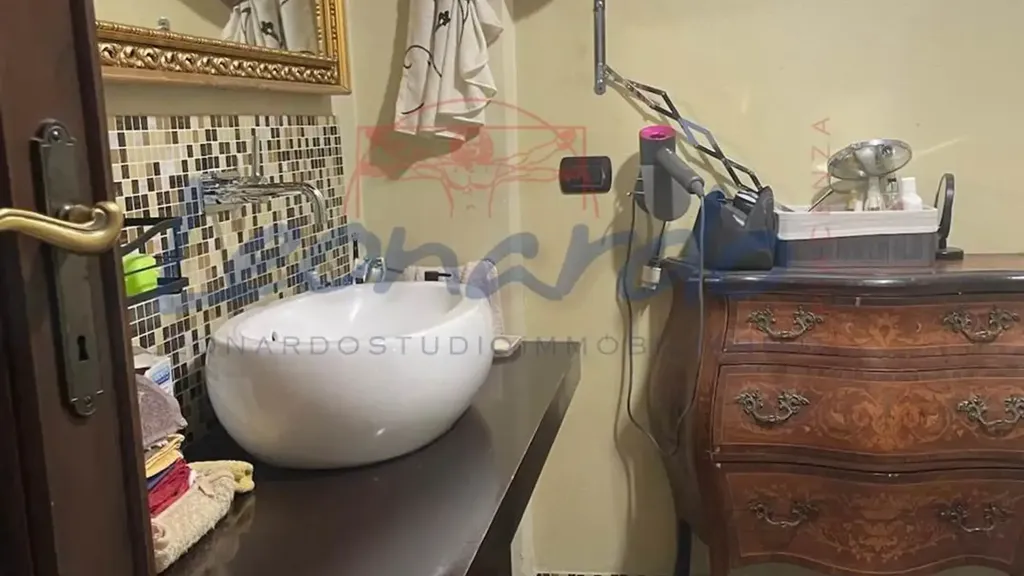 Salles de bain - Apartment with Balcony in Piacenza
