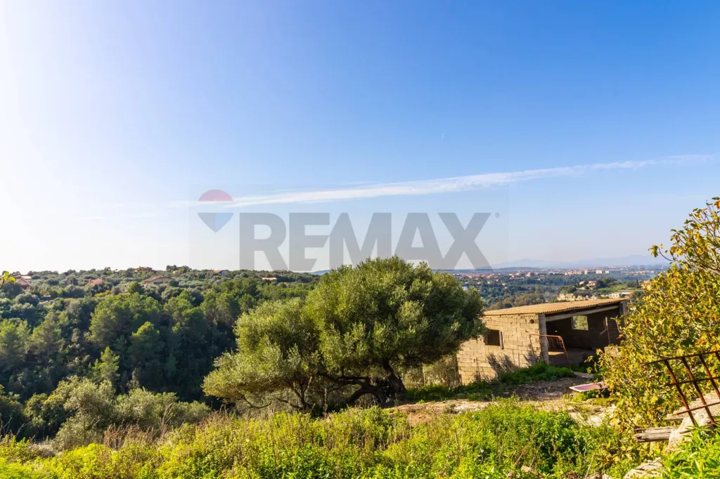 Jardin - Buildable Land with Panoramic View in Monte Furru, Sassari