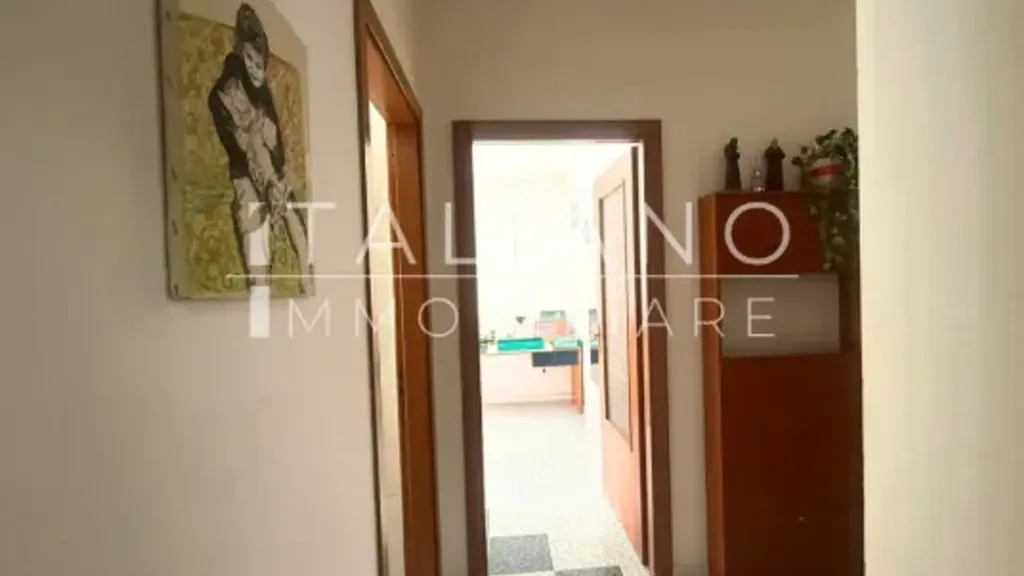 Esik - Seafront Apartment with Balcony in Milazzo