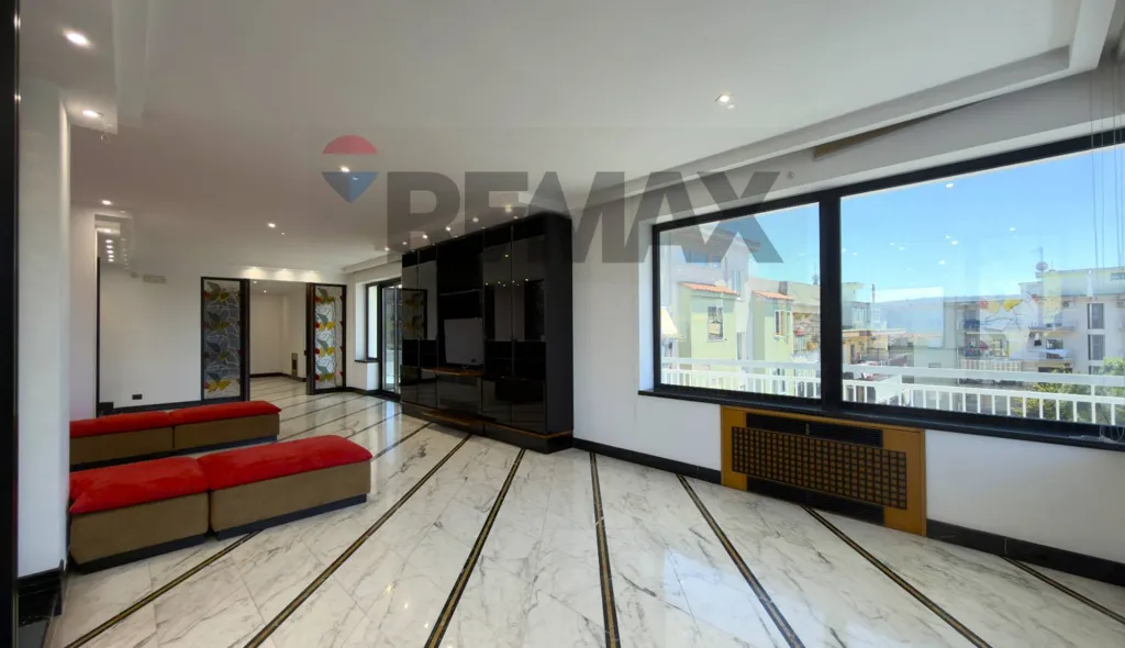Elutuba - Luxury Penthouse with Vesuvio View in Villaricca