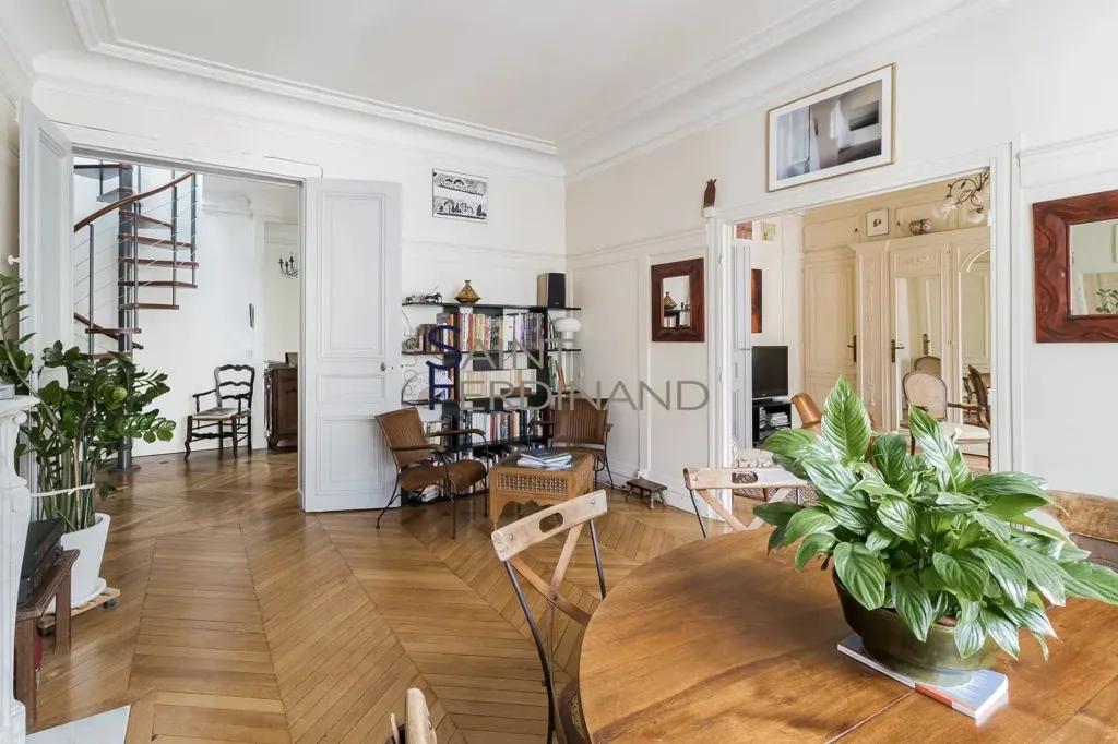 Söögituba - Luxury Duplex Flat with City View in Monceau