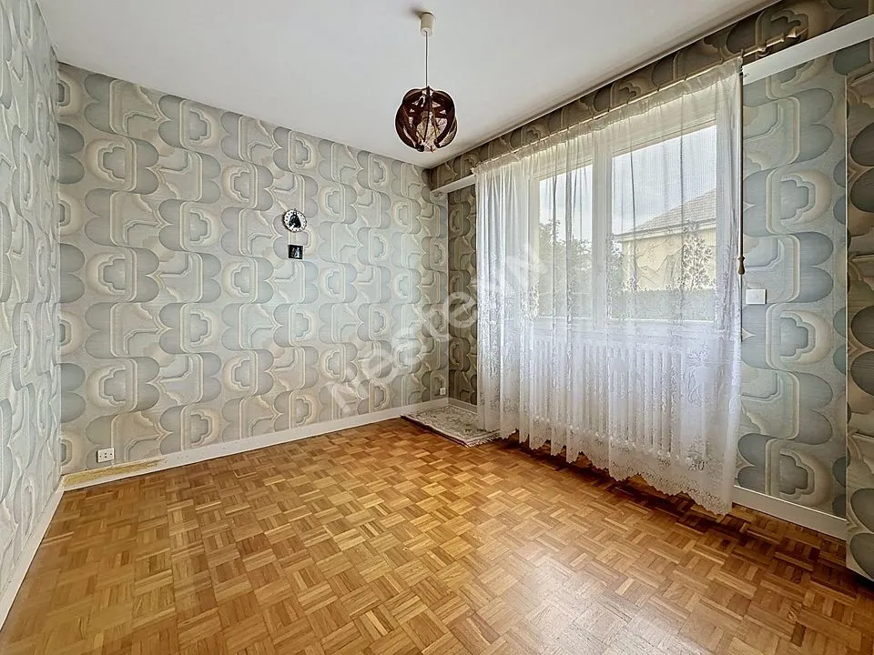 Bedrooms - 1973 House with Garden in Mesanger