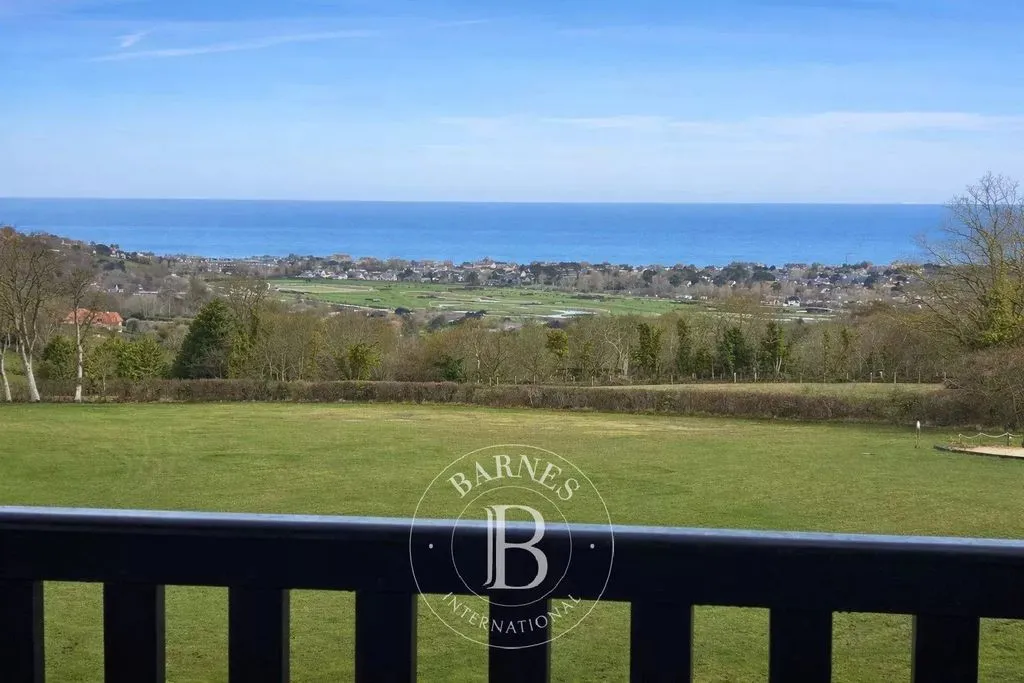 Balcon - Appartement Luxe avec Vue Mer à Tourgeville