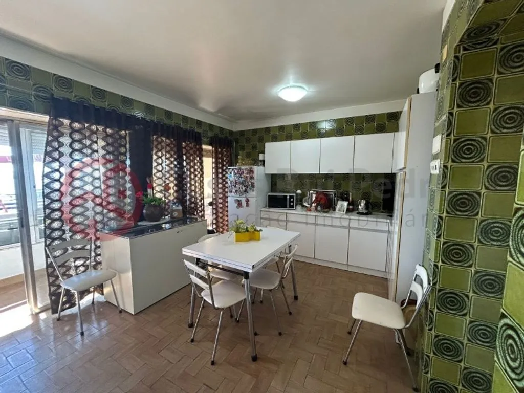 Söögituba - Luxury Apartment with River View in Almada