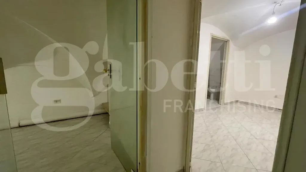 Esik - Historic Apartment with Loft in Gaeta Centre