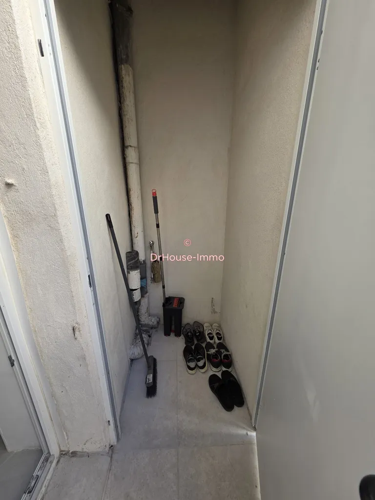 Buanderie - Appartement Rénové avec Balcon dans Le Panier
