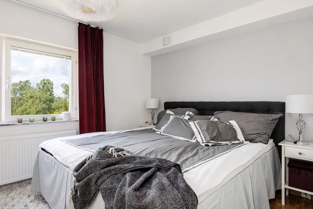 Chambres - Bright Two-Bedroom with Balcony in Åkersberg