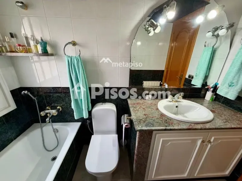 Salles de bain - Chalet with Pool in El Vendrell