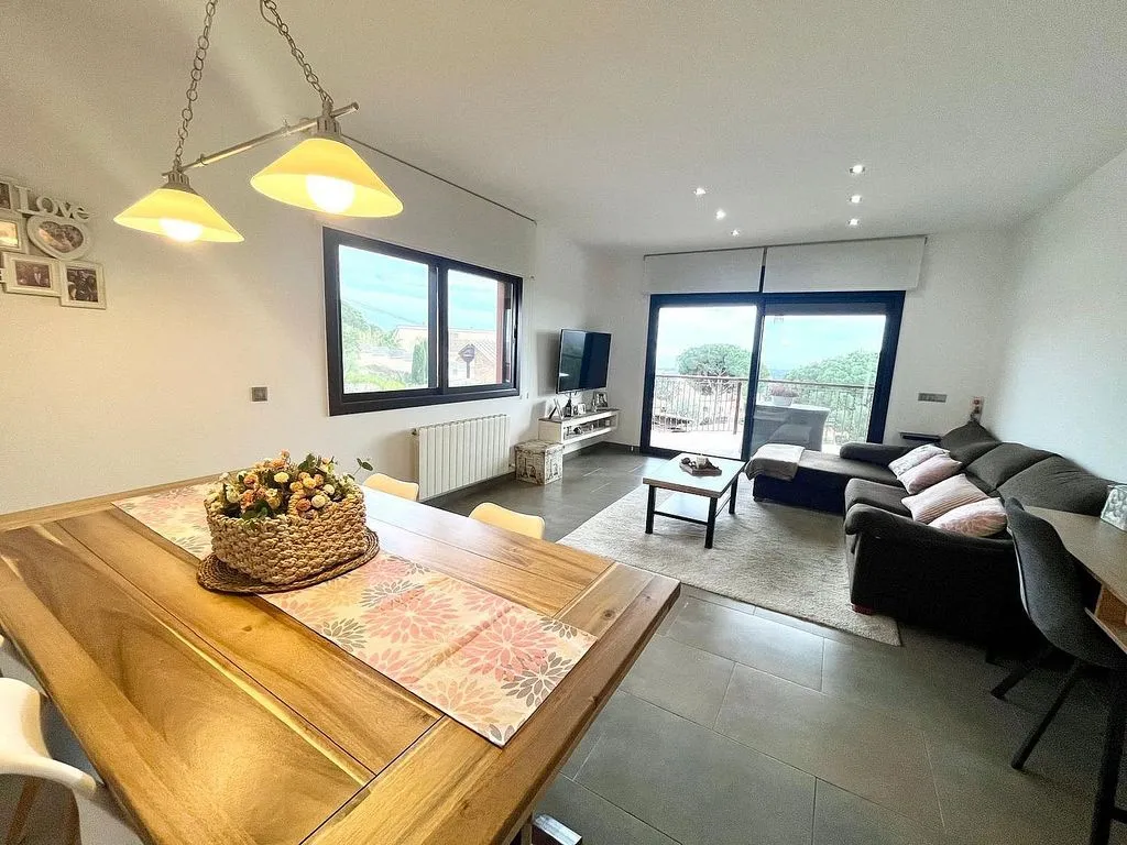 Dining Room - Chalet with Private Pool in Lloret de Mar
