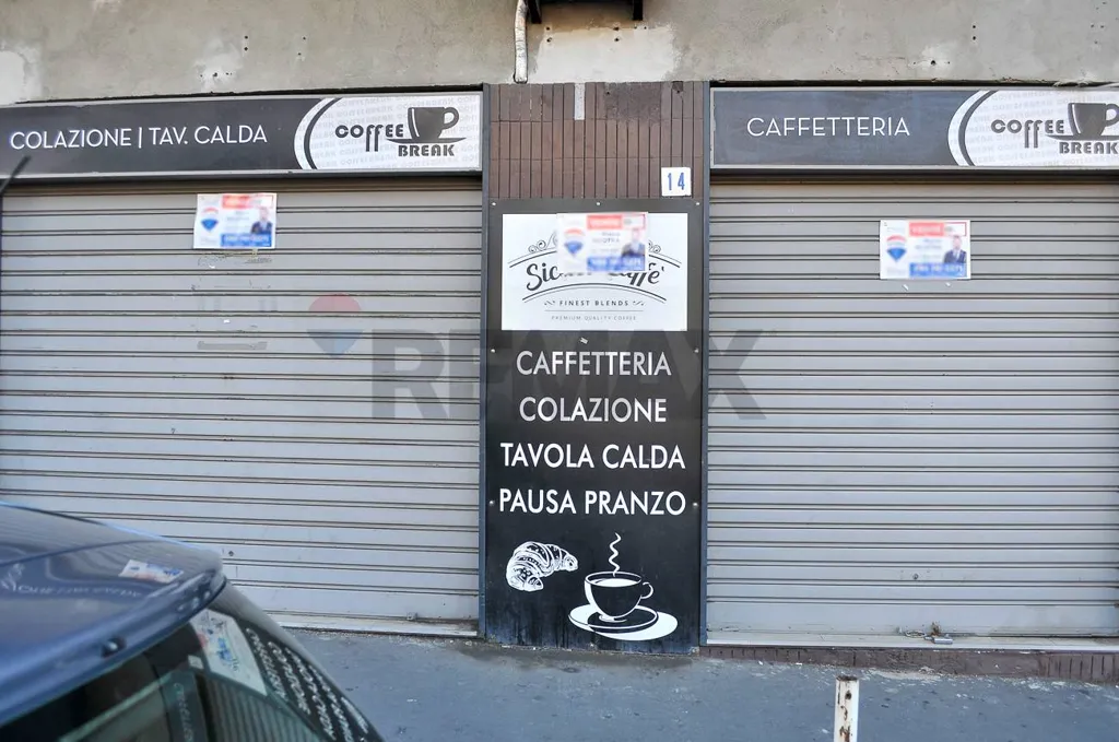 Extérieur - Shop with Double Frontage in Catania's Borgo