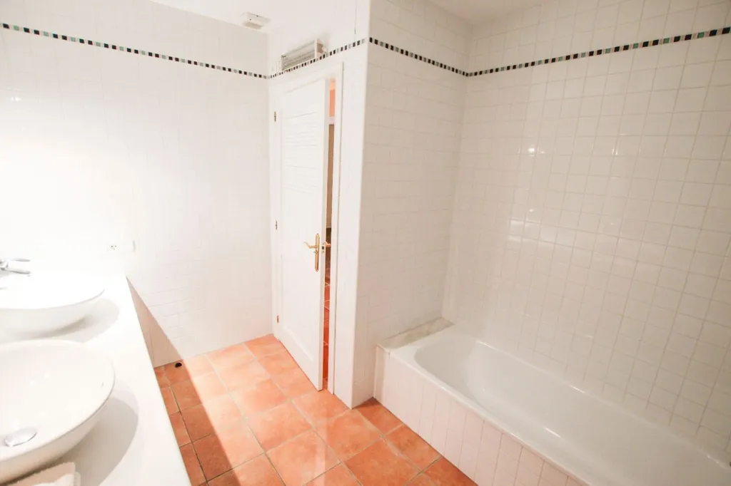 Vannitoad - Villa with Sea View and Pool in Altea