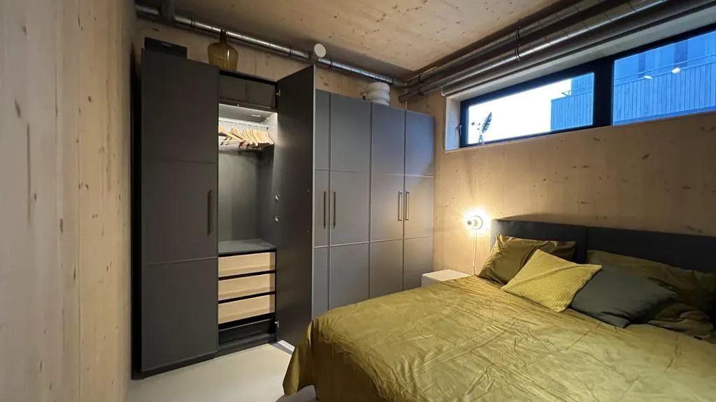 Magamistoad - Gloved-in CLT Apartment in Amsterdam North