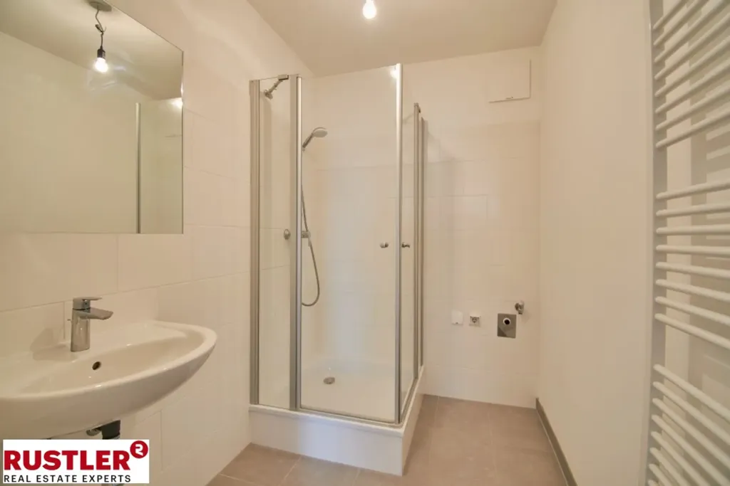 Bathrooms - Apartment with View in Oberlaa, Vienna