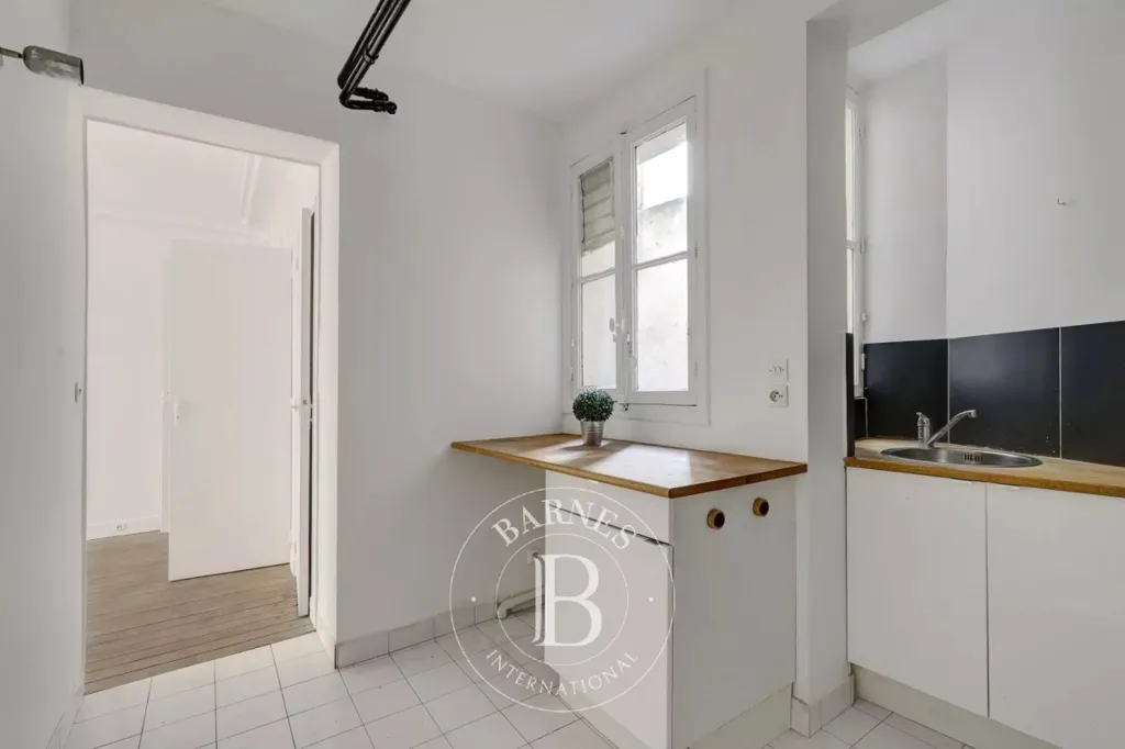 Kitchen - 3-Piece Parisian Flat with Courtyard View